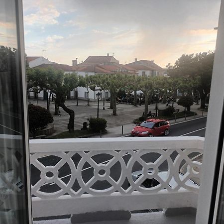 Apartamento Cafe Teatro Arzúa 外观 照片